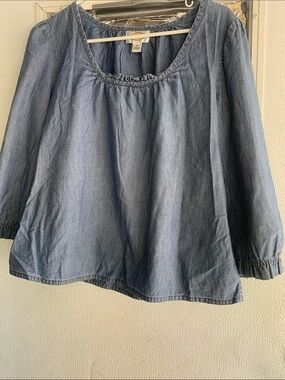Talbots Light Blue Chambray Scoop Neck blouse